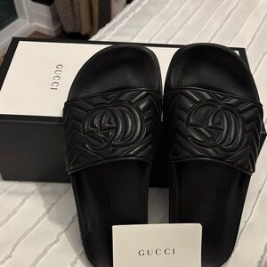 Gucci Women's Black Quilted Slide Sandals - 37